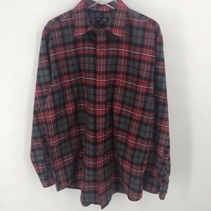 St John’s Bay Plaid Button Down size L Tall